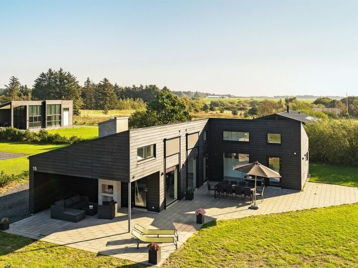 Hjørring 1081'de, birinci sınıf konumda 5 yıldızlı ev., Hjørring, Denmark