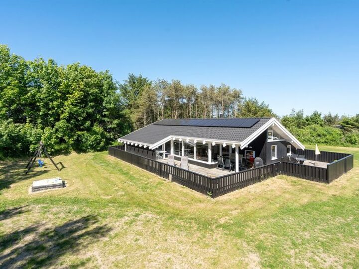 Büyülü Aile Anıları, Hjørring 1095, Hjørring, Denmark