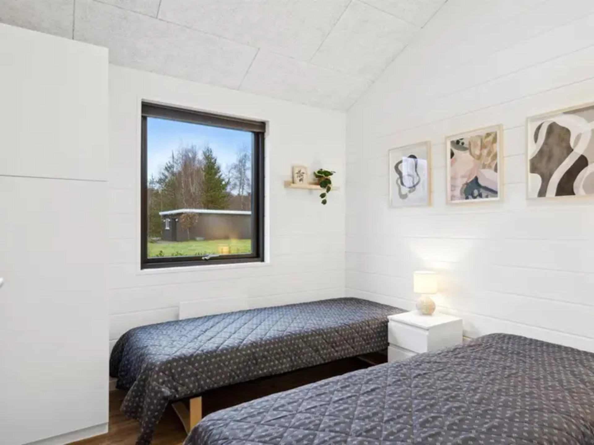 Mükemmel Aile Tatil Yeri, Hals 1007