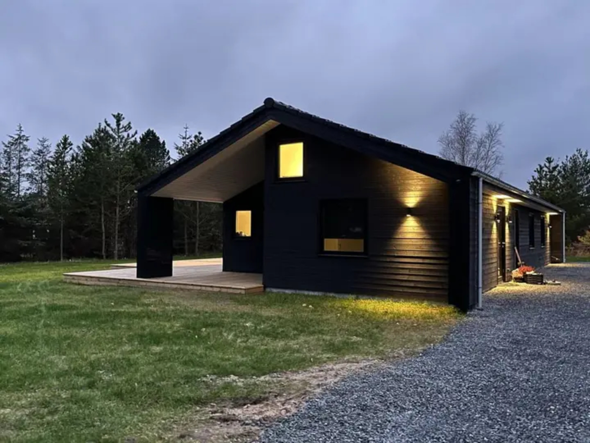 Mükemmel Aile Tatil Yeri, Hals 1007