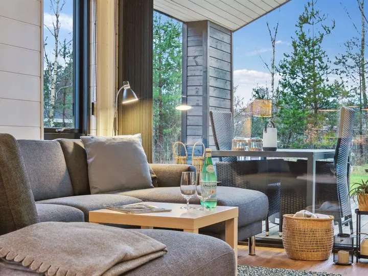 Mükemmel Aile Tatil Yeri, Hals 1007