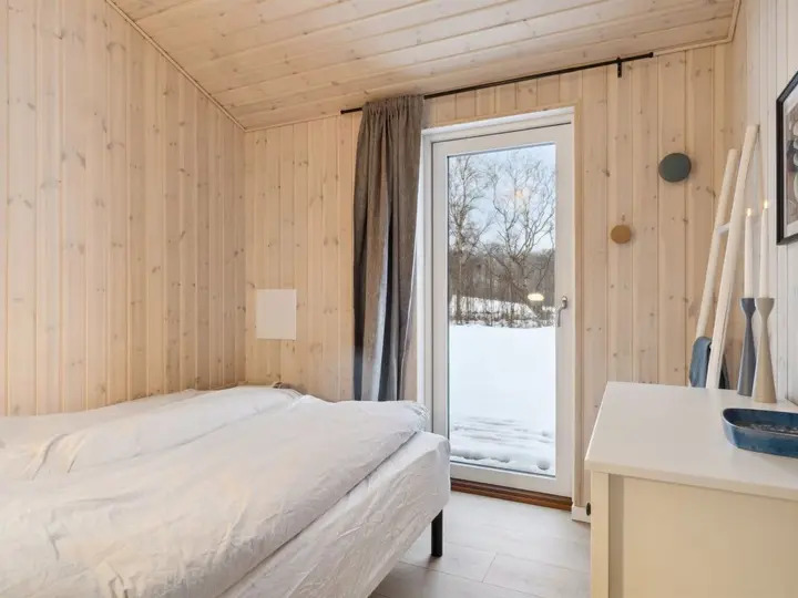 Mükemmel Aile Tatil Yeri, Knebel 1024