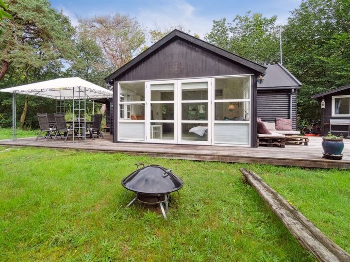 Prime Location'da 5 Yıldızlı Ev, Rønne 1079, Rønne, Denmark