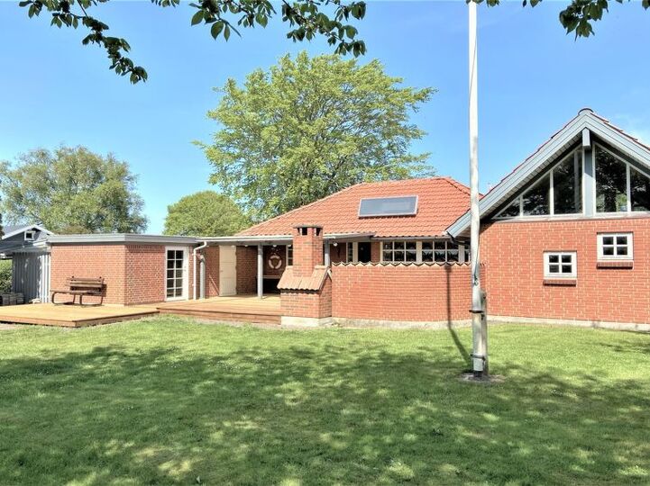 Büyülü Aile Anıları, Otterup 1105, Otterup, Denmark