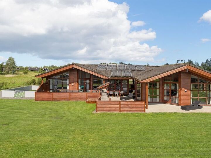 Idestrup 1111'de, En İyi Konumda 5 Yıldızlı Ev, Idestrup, Denmark