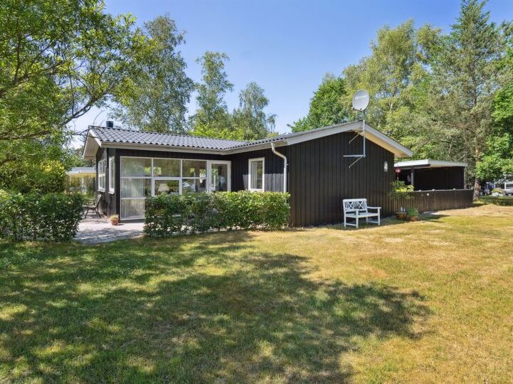 Evden uzaktaki eviniz, Hals 1082, Hals, Denmark