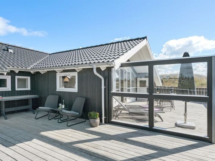 Evden uzaktaki eviniz, Hirtshals 1048