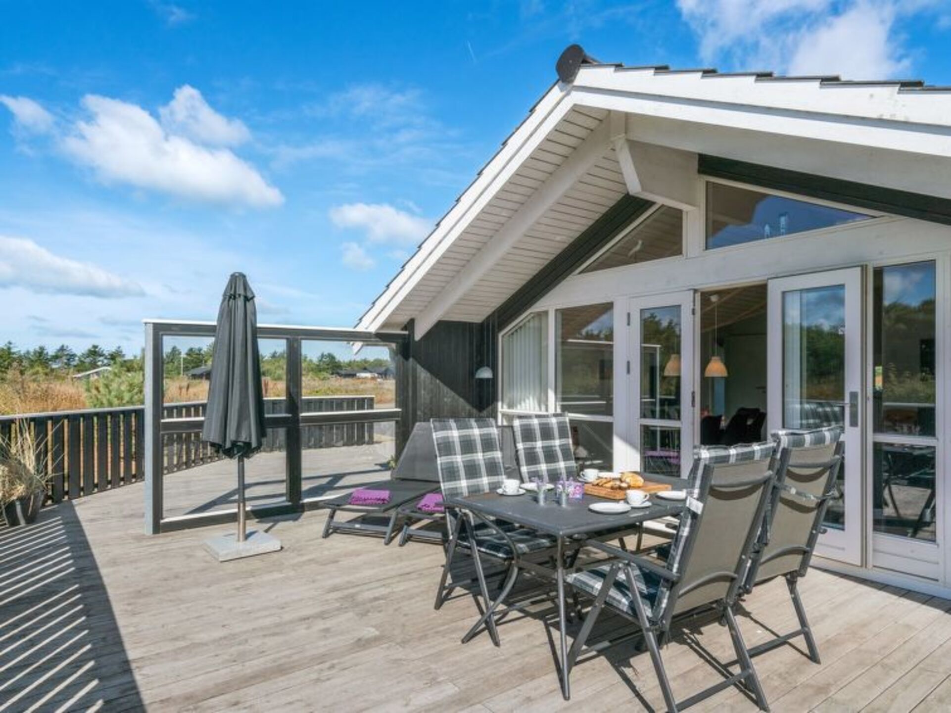 Evden uzaktaki eviniz, Hirtshals 1048