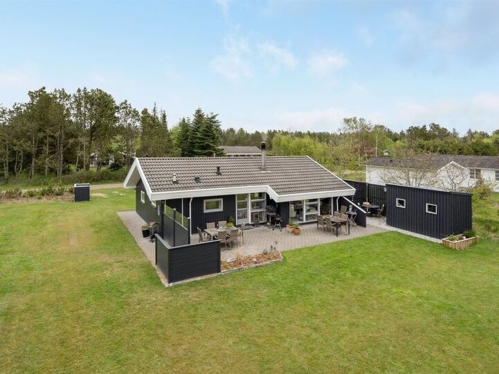 Evden uzaktaki eviniz, Saltum 1118, Saltum, Denmark