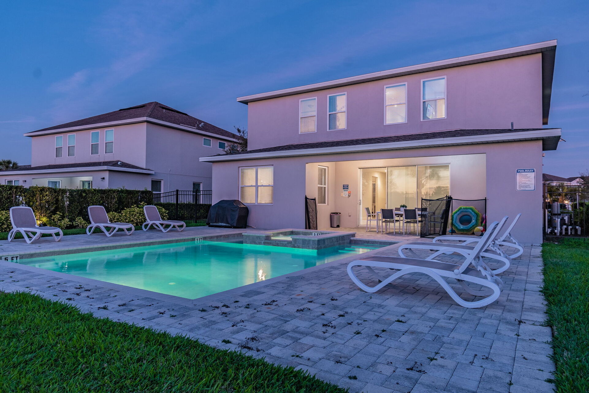 Mükemmel 5 Yatak Odalı Villayı Kiralayın, Encore Resort Villa 6416