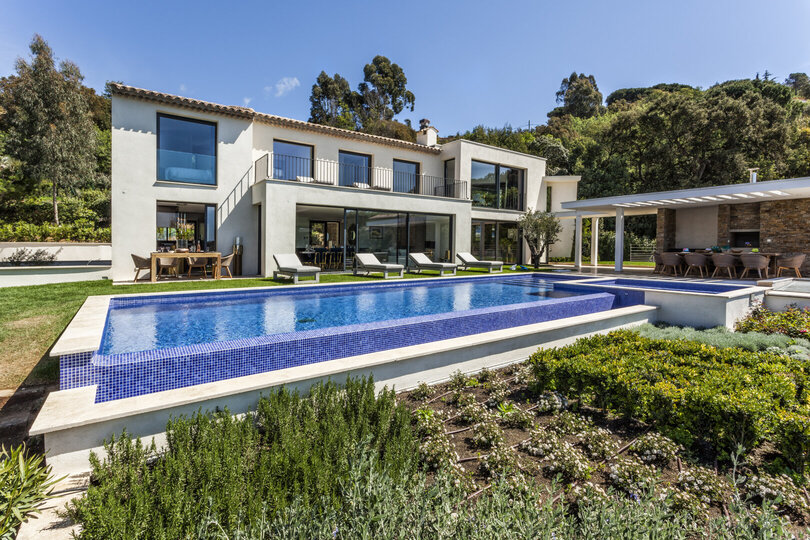 Deniz Kenarında Huzur: Villa Colibri'nin Lüks Kaçamağı