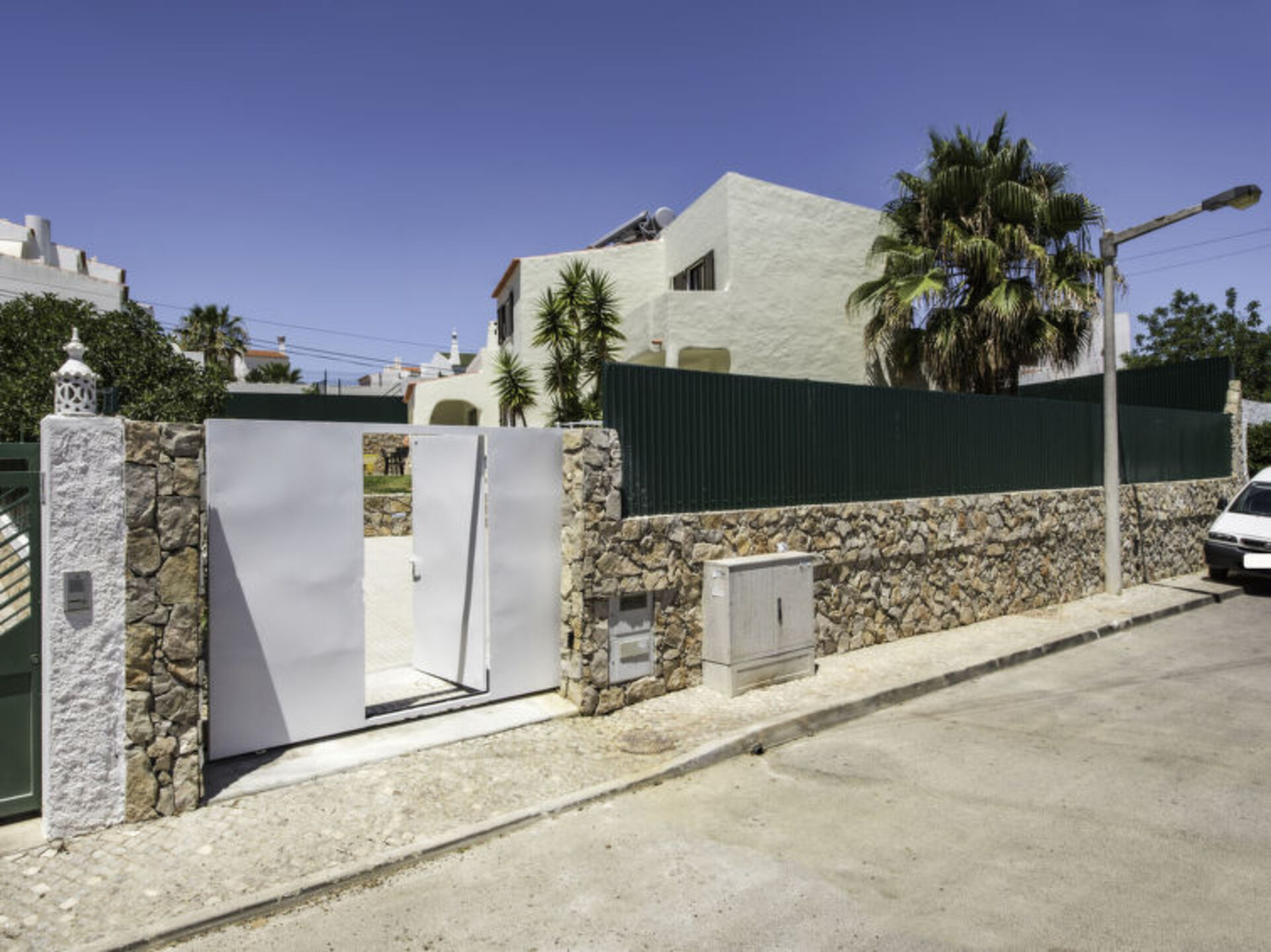 Albufeira Villa 1172'de 4 Yatak Odalı Lüks Villanızı Kiralayın