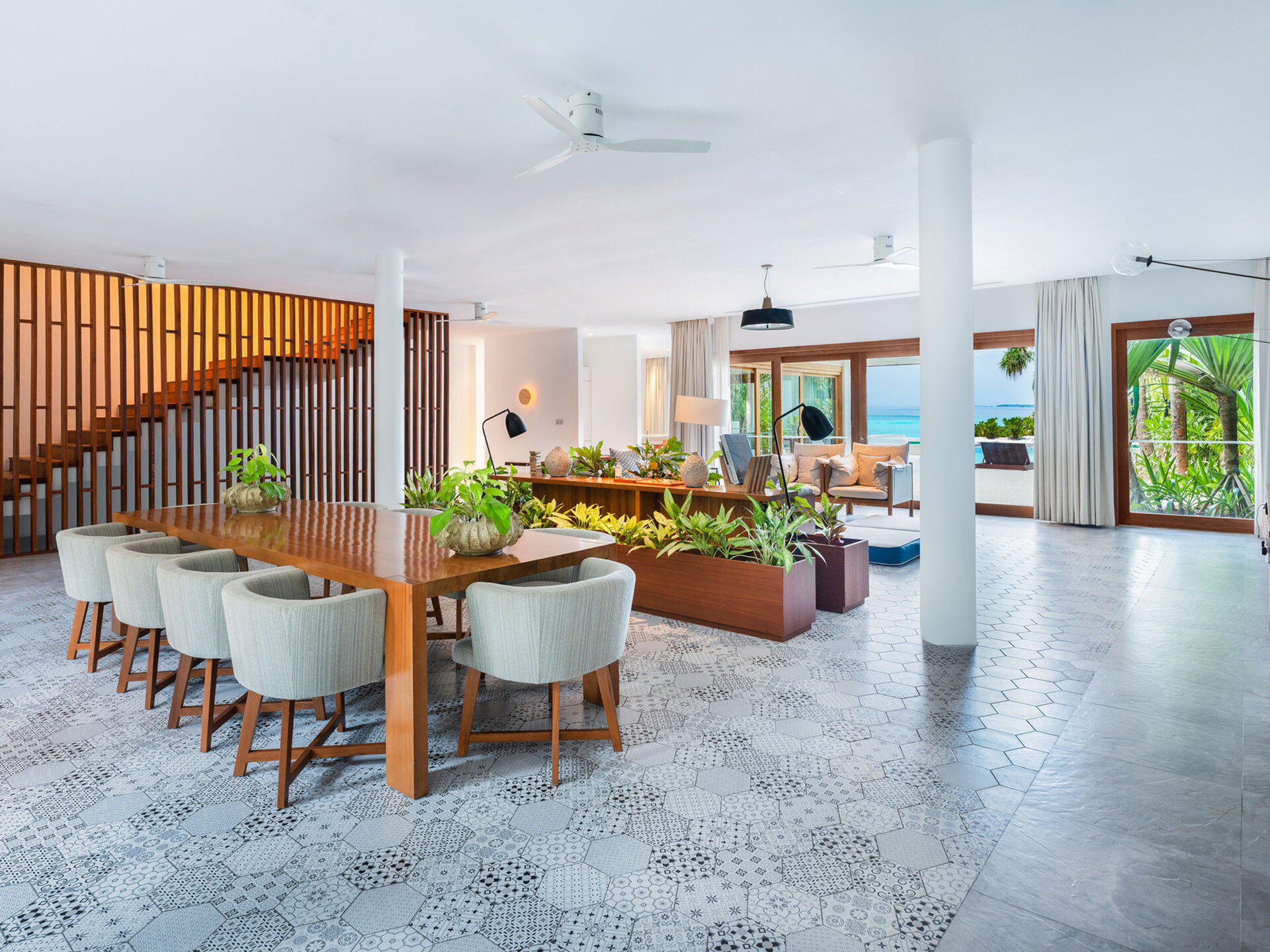 Seaside Serenity: 4 Yatak Odalı Mücevher, 1003