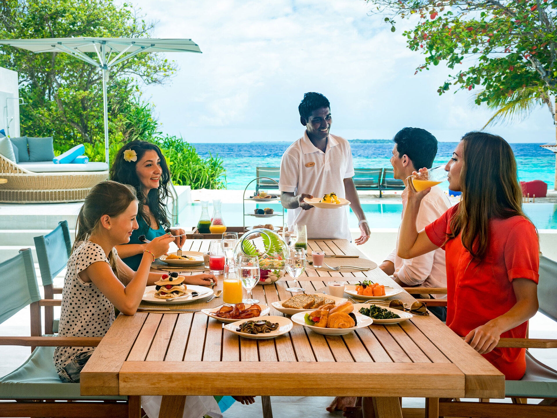 Seaside Serenity: 4 Yatak Odalı Mücevher, 1003