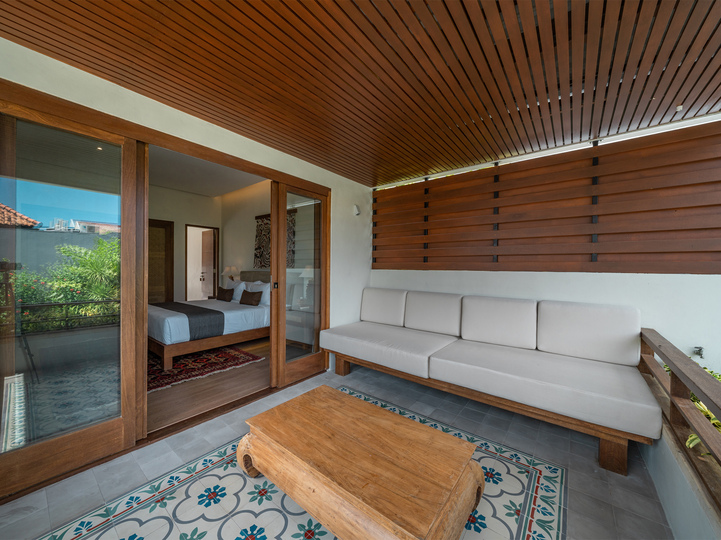Bali'de Büyüleyici Deniz Kenarı 4BR Villa, 2256