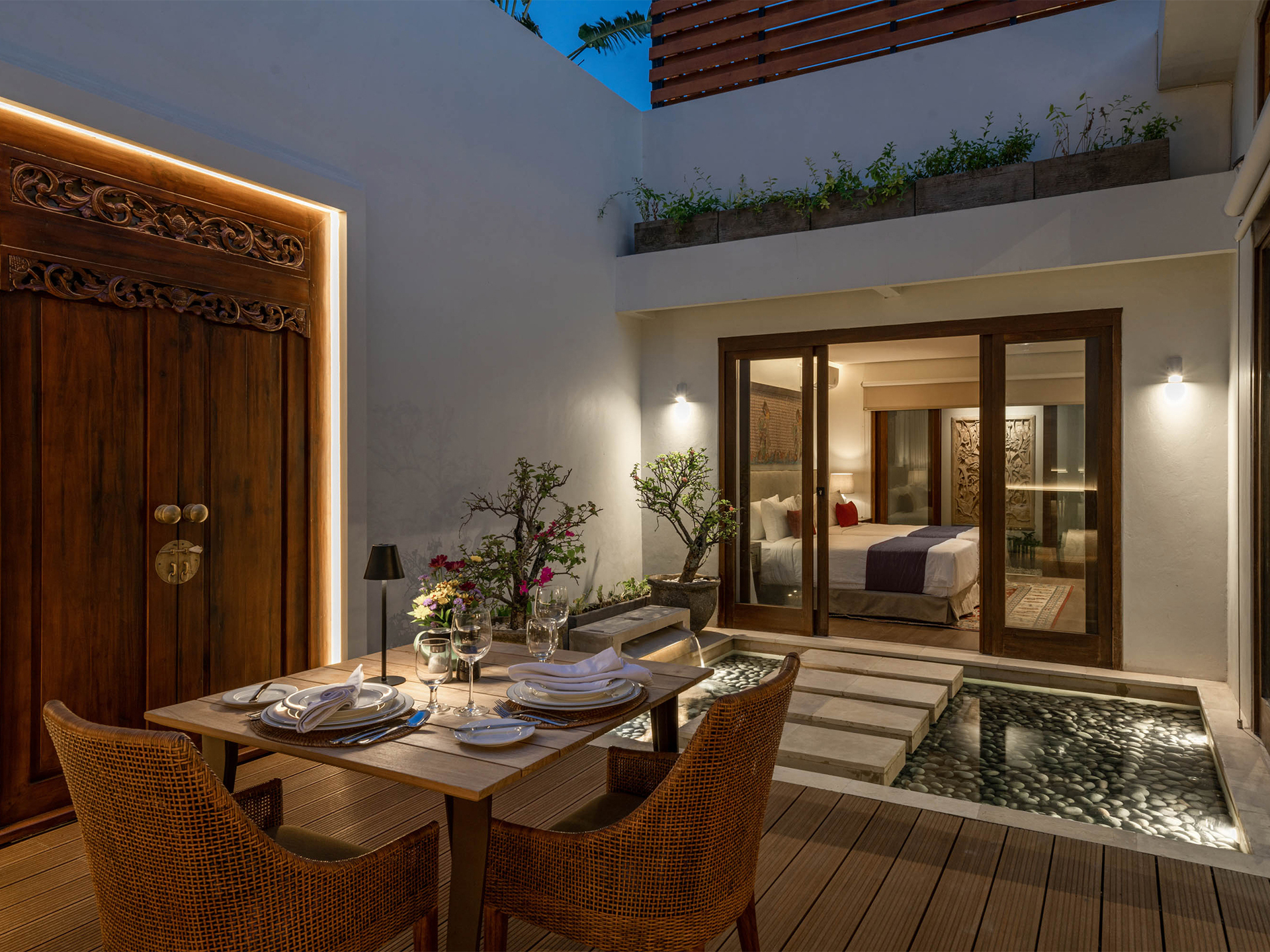 Bali'de Büyüleyici Deniz Kenarı 4BR Villa, 2256