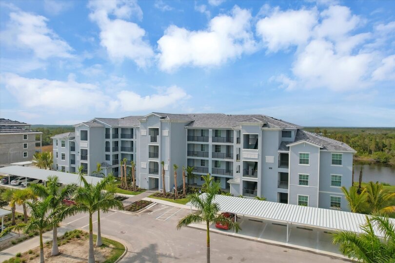 Stay in the prestigious Heritage Landing Golf Resort