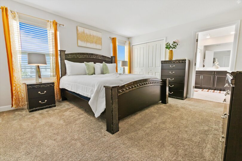 Master King Bedroom 1, Upstairs
Attached Bathroom