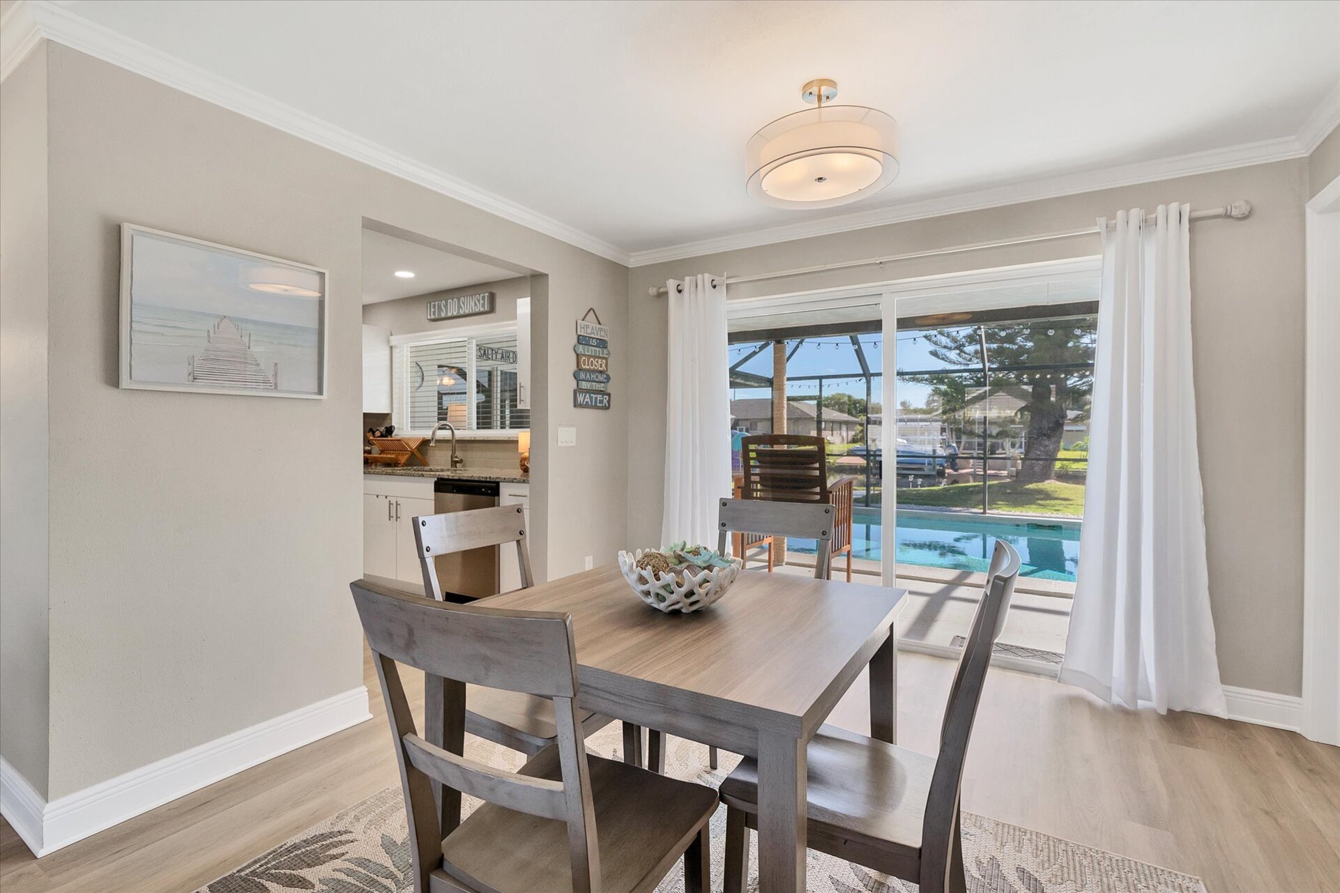 Kitchen nook overlooking pool