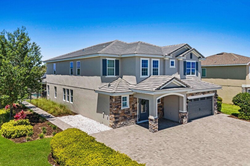 Hayallerinizdeki saklı cennette rahatlayın ve yenilenin: Orlando Villa 1000
