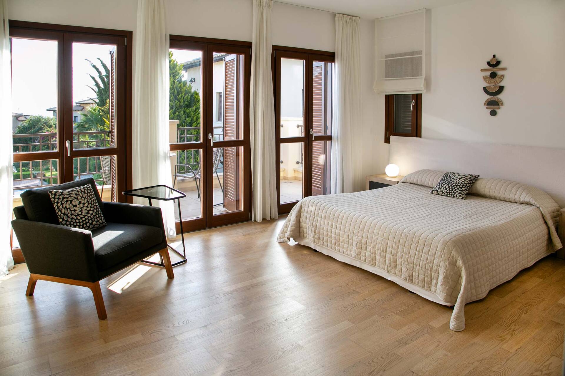 Eşsiz Zarafet ve Huzur Sunan Lüks Villa Tatili