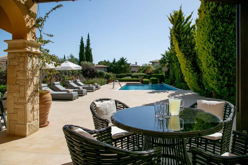 Eşsiz Zarafet ve Huzur Sunan Lüks Villa Tatili