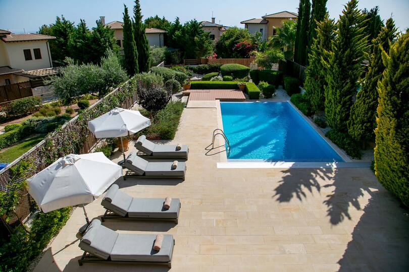 Eşsiz Zarafet ve Huzur Sunan Lüks Villa Tatili