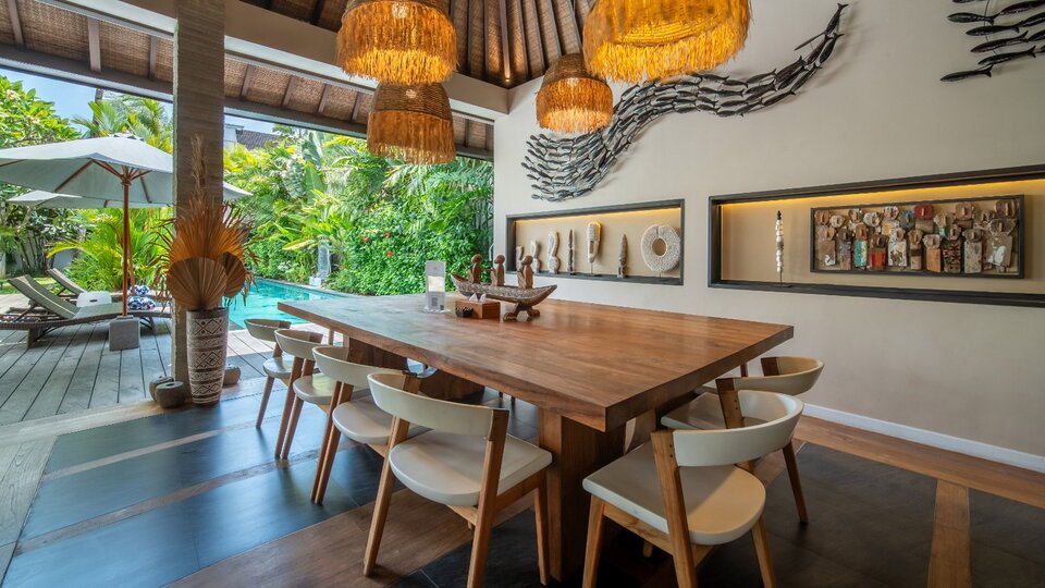 Bali, Seminyak'ta Lüks 6 Yatak Odalı Villa Villa 2245