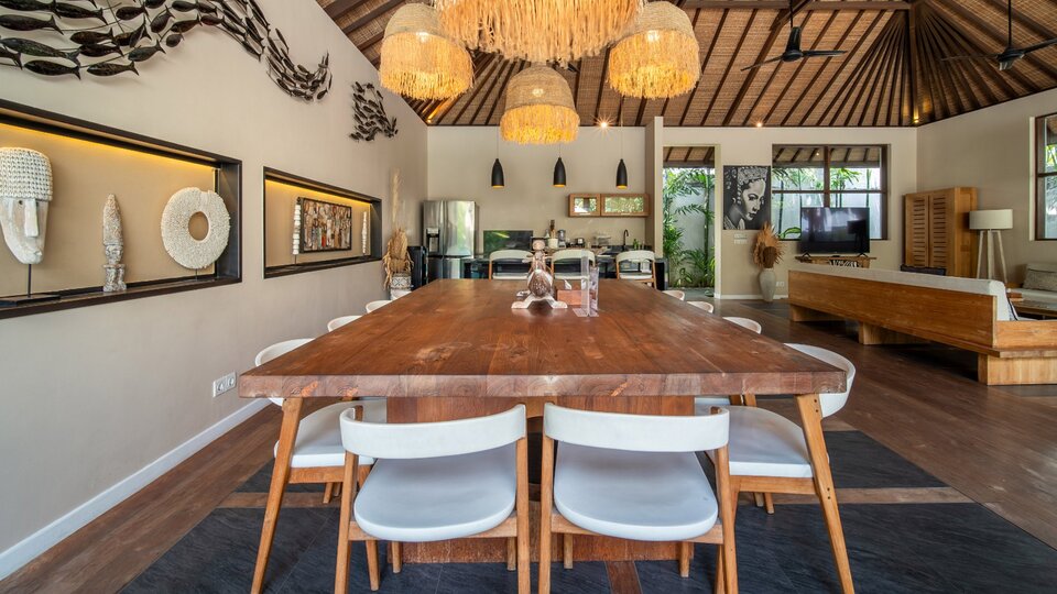 Bali, Seminyak'ta Lüks 6 Yatak Odalı Villa Villa 2245