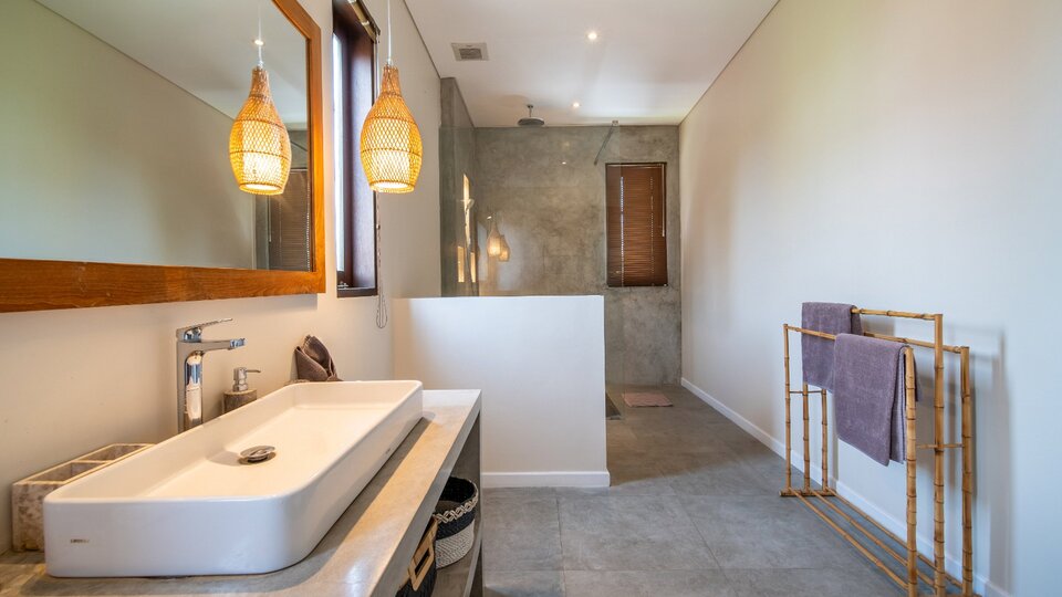 Bali, Seminyak'ta Lüks 6 Yatak Odalı Villa Villa 2245