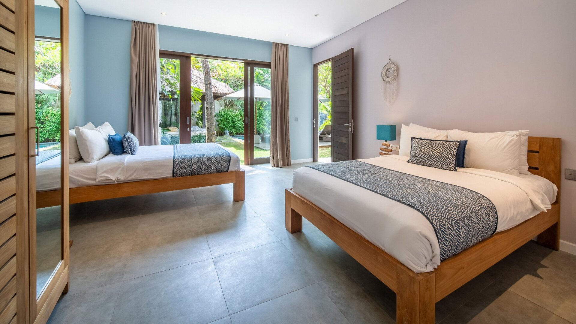 Bali, Seminyak'ta Lüks 6 Yatak Odalı Villa Villa 2245