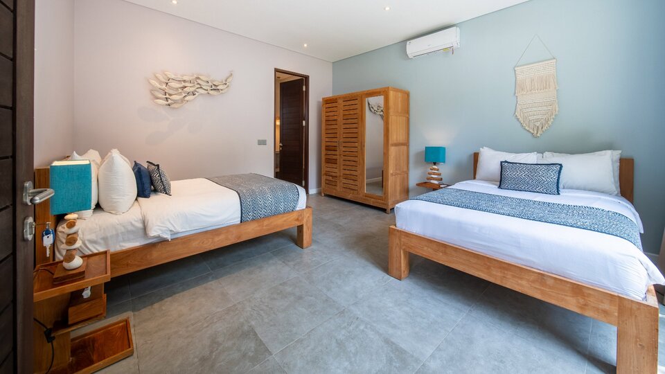 Bali, Seminyak'ta Lüks 6 Yatak Odalı Villa Villa 2245