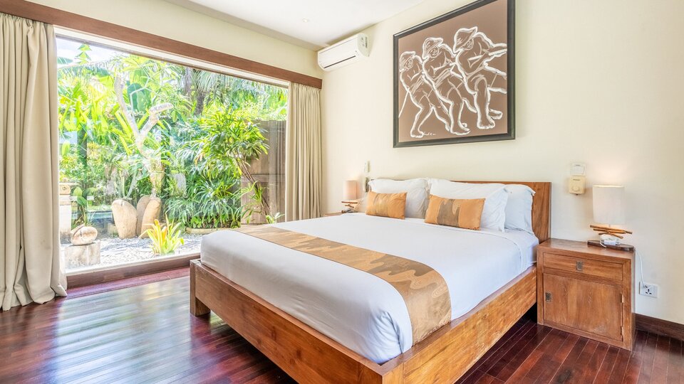 Seminyak'ta Kendi 5 Yıldızlı Özel Villanızı En İyi Fiyata Kiralayın, Bali Villa 2246