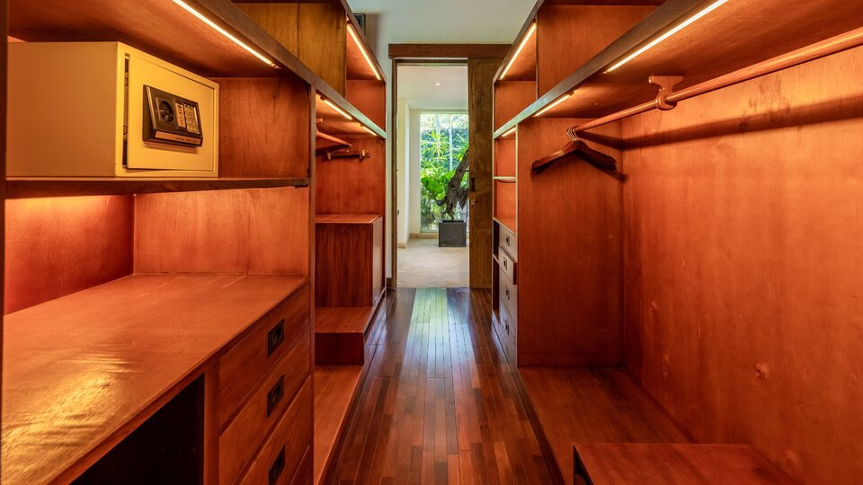 Seminyak'ta Kendi 5 Yıldızlı Özel Villanızı En İyi Fiyata Kiralayın, Bali Villa 2246