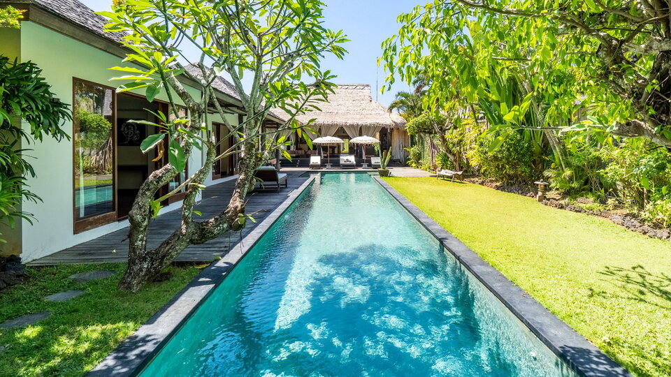 Seminyak'ta Kendi 5 Yıldızlı Özel Villanızı En İyi Fiyata Kiralayın, Bali Villa 2246