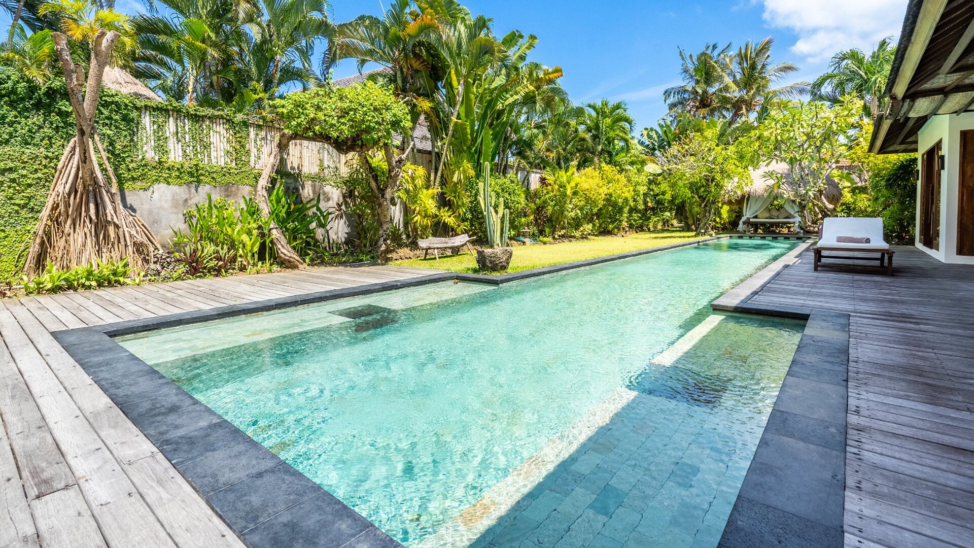 Seminyak'ta Kendi 5 Yıldızlı Özel Villanızı En İyi Fiyata Kiralayın, Bali Villa 2246