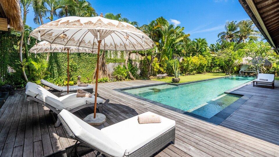 Seminyak'ta Kendi 5 Yıldızlı Özel Villanızı En İyi Fiyata Kiralayın, Bali Villa 2246