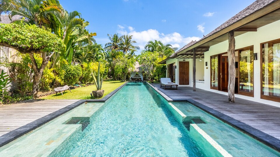Seminyak'ta Kendi 5 Yıldızlı Özel Villanızı En İyi Fiyata Kiralayın, Bali Villa 2246