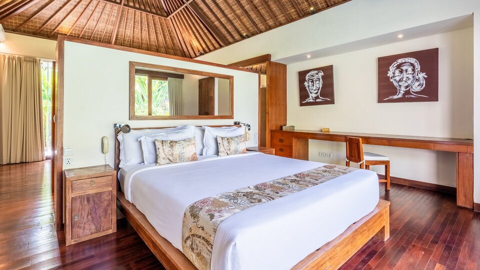 Seminyak'ta Kendi 5 Yıldızlı Özel Villanızı En İyi Fiyata Kiralayın, Bali Villa 2246