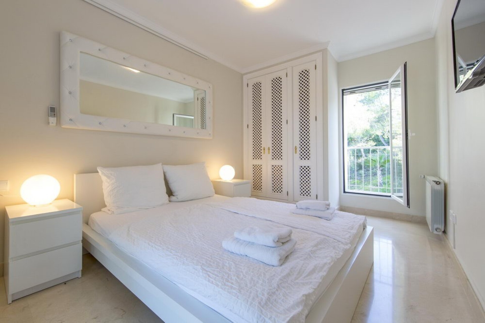 Muhteşem 5 Yatak Odalı Villa, İbiza Villa 1308