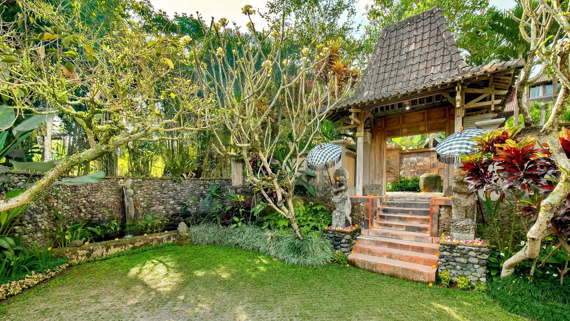 Bali, Ubud'da Lüks 5 Yıldızlı Villa Villa 2247