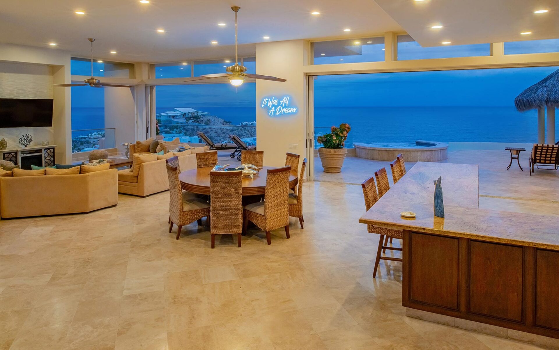 Cabo San Lucas'ta Eşsiz Lüks Villa Deneyimi: Villa 1053