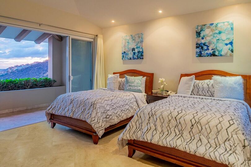 Cabo San Lucas'ta Eşsiz Lüks Villa Deneyimi: Villa 1053