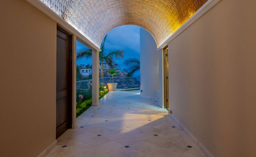 Cabo San Lucas'ta Eşsiz Lüks Villa Deneyimi: Villa 1053