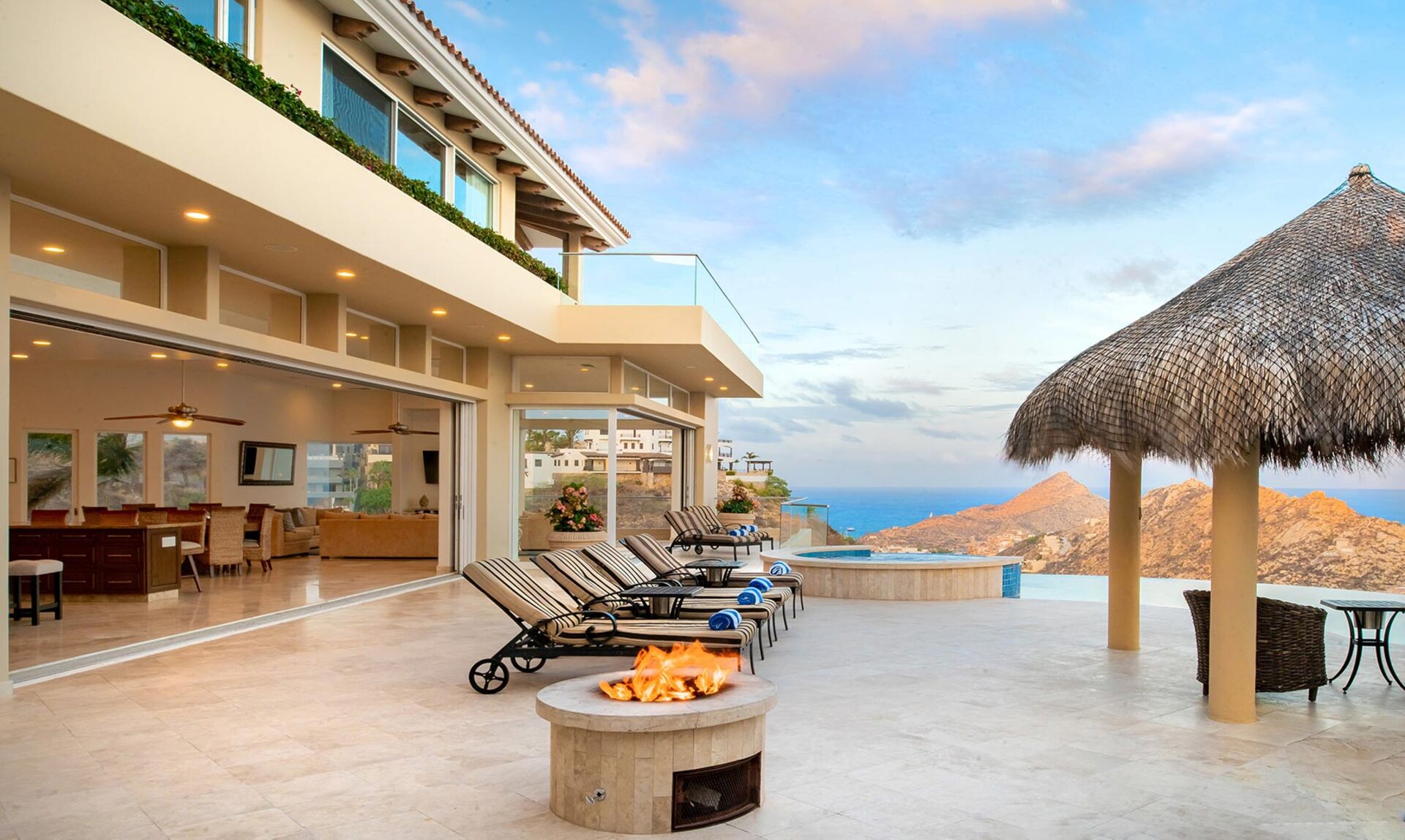Cabo San Lucas'ta Eşsiz Lüks Villa Deneyimi: Villa 1053