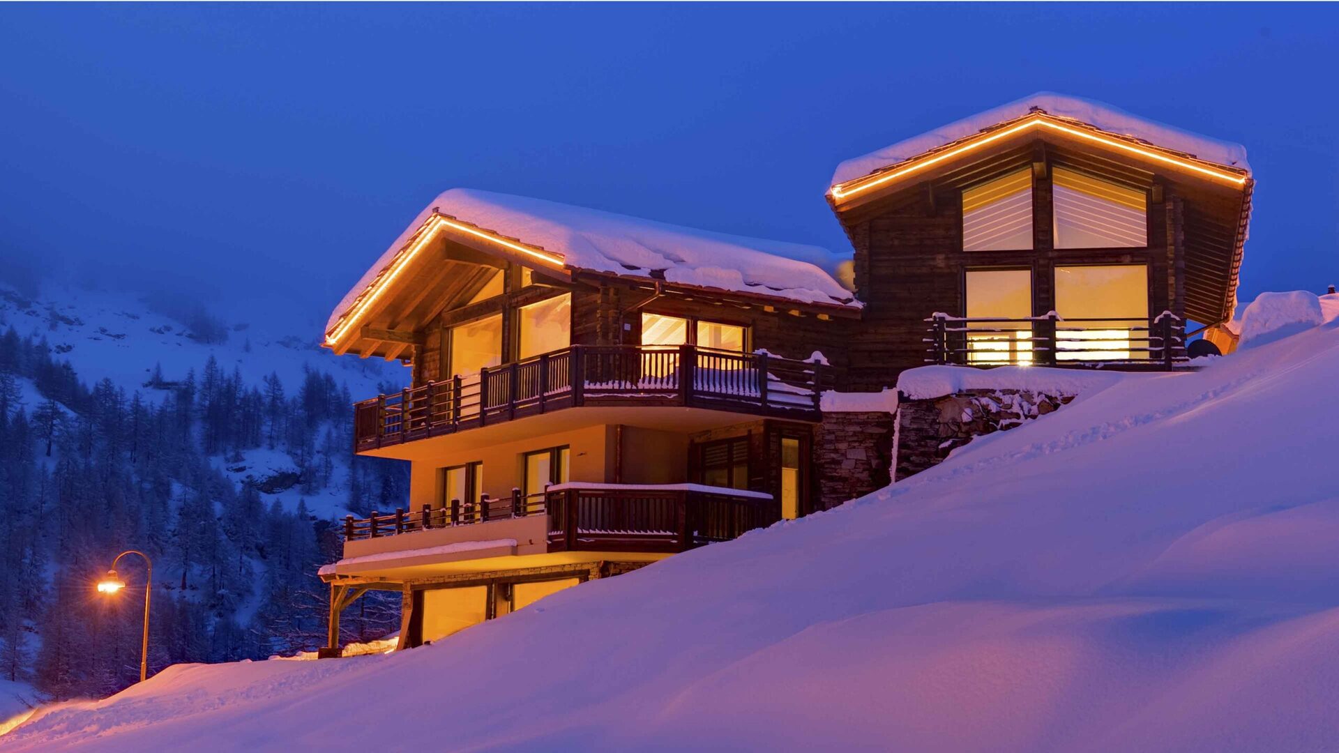 Zermatt Chalet 1000'de En Üstün Alp Lüks Macerasının Tadını Çıkarın