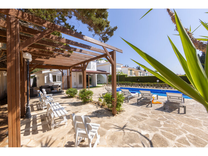 5 Yıldızlı Villa Tatilleri, Protaras Villa 1720'yi gururla sunar.