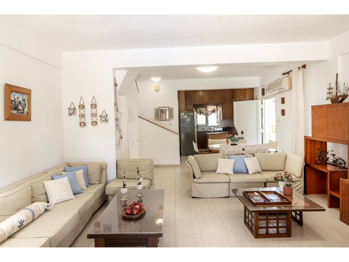 5 Yıldızlı Villa Tatilleri, Protaras Villa 1720'yi gururla sunar.