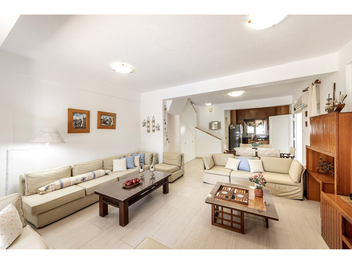 5 Yıldızlı Villa Tatilleri, Protaras Villa 1720'yi gururla sunar.