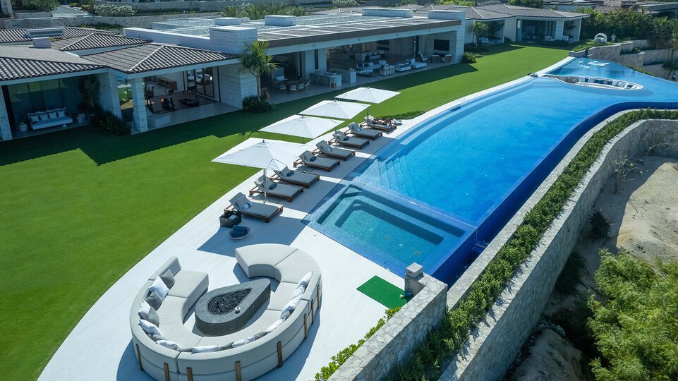 Cabo San Jose Villa 1048'de Lüksün Özünü Keşfedin: Sahil Cennetiniz Sizi Bekliyor